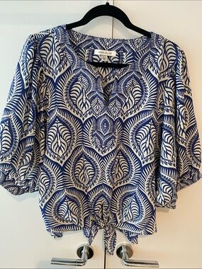 Rose & Olive blue and White Printed Tie-Front Blouse